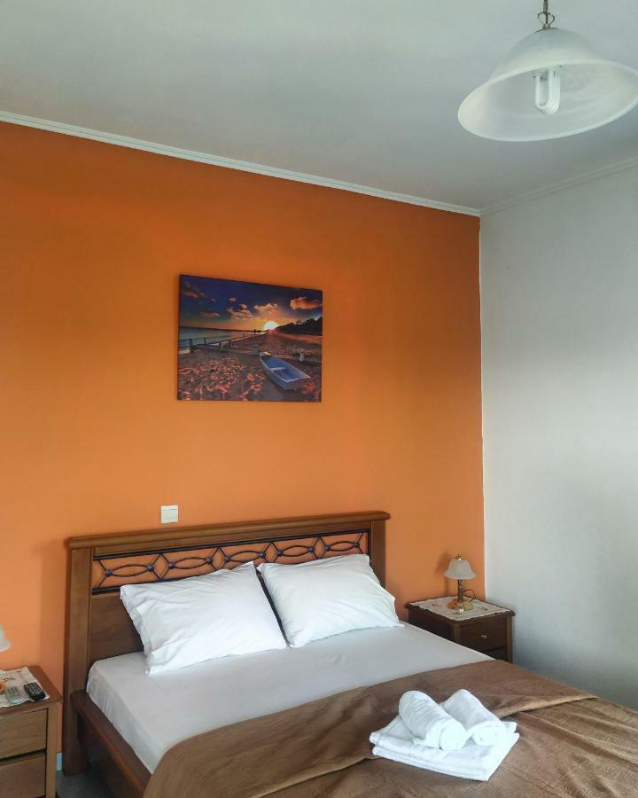 Marmaron Rooms Agiokampos  Exterior foto